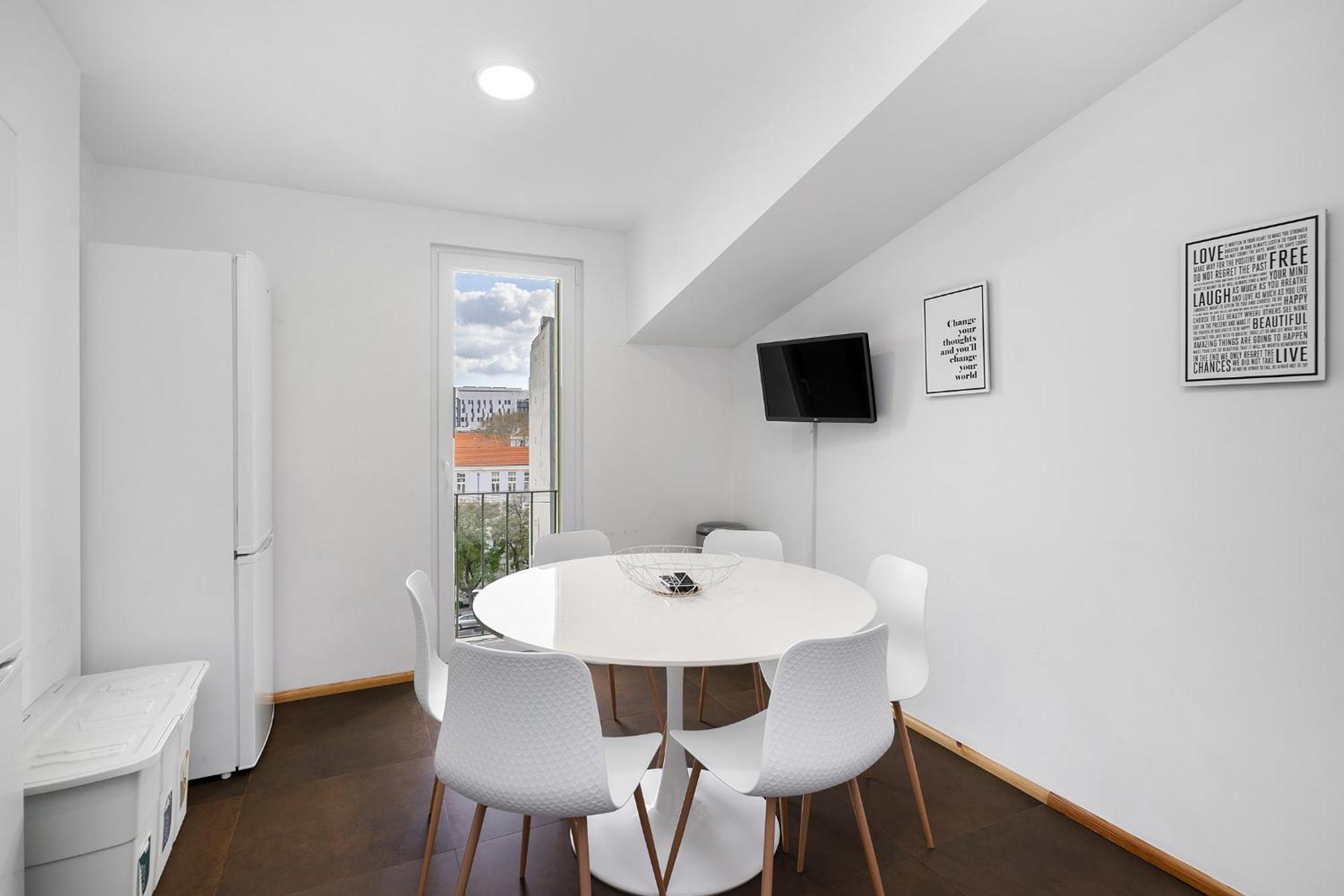 ליסבון Whome Urban Tech Retreat, Modern Hubs For Remote Living מראה חיצוני תמונה